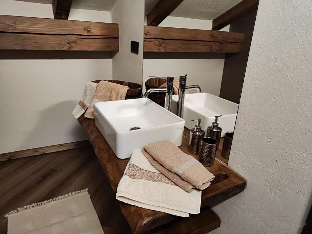 A Casa Da Elide Hotel Aymavilles Luaran gambar